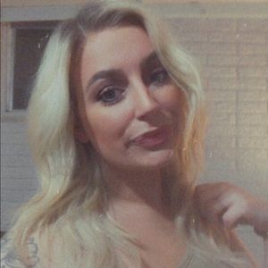 Meet your Posher, Savannah